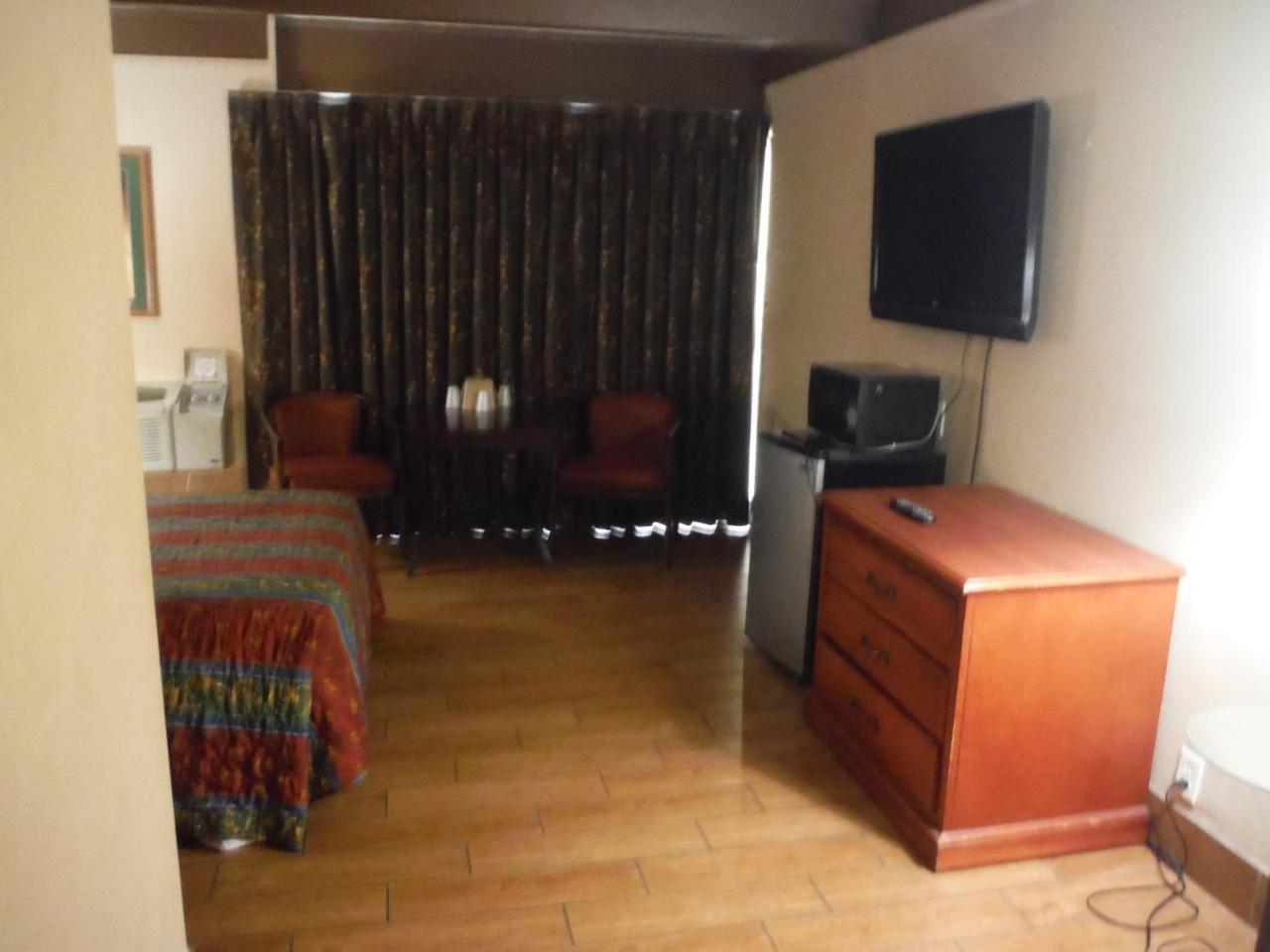 Budgetel Inn&Suites Hotel Wyoming Exterior foto