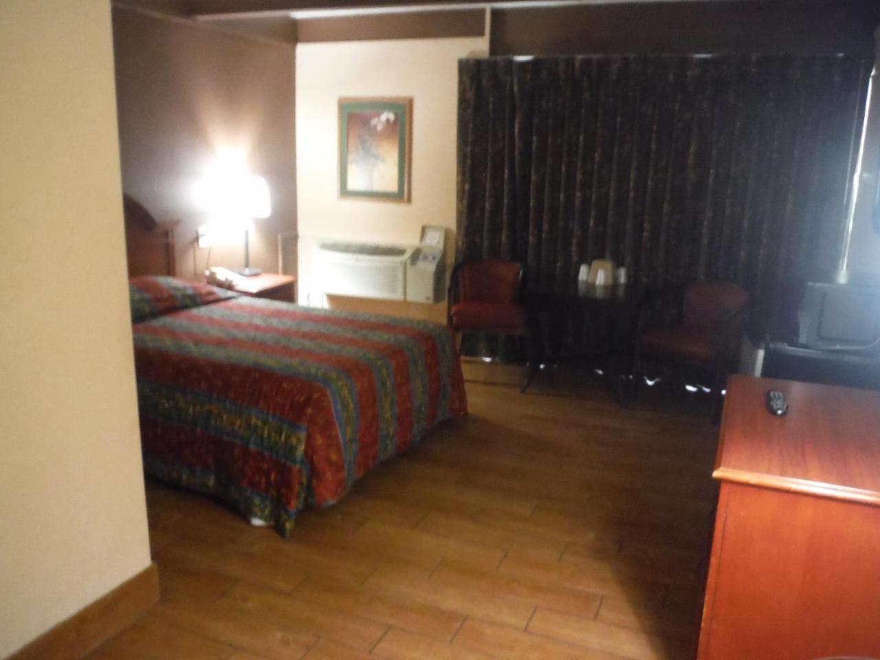 Budgetel Inn&Suites Hotel Wyoming Exterior foto